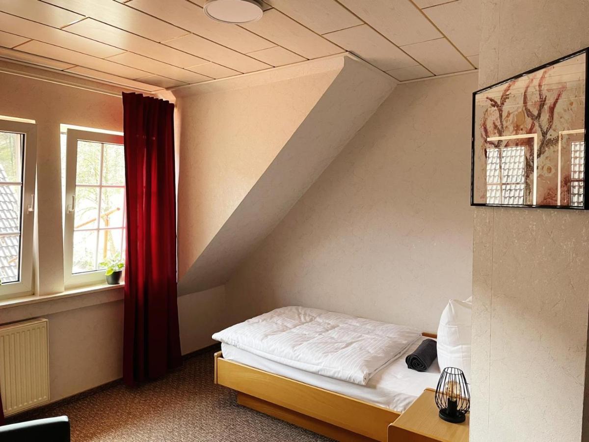 Hotel Rehkitz Halle  Buitenkant foto
