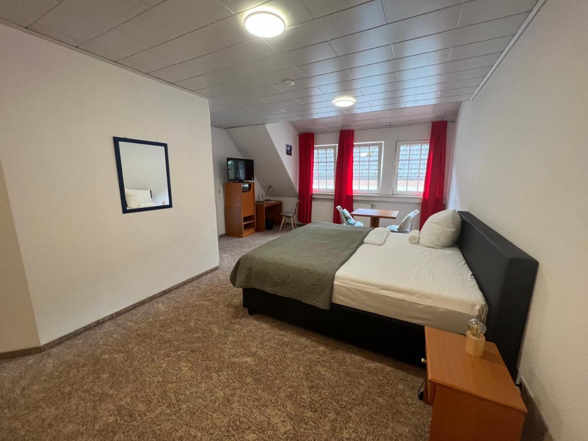 Hotel Rehkitz Halle  Buitenkant foto