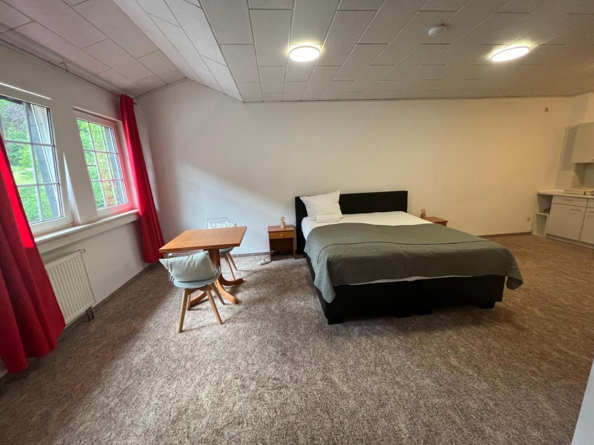 Hotel Rehkitz Halle  Buitenkant foto